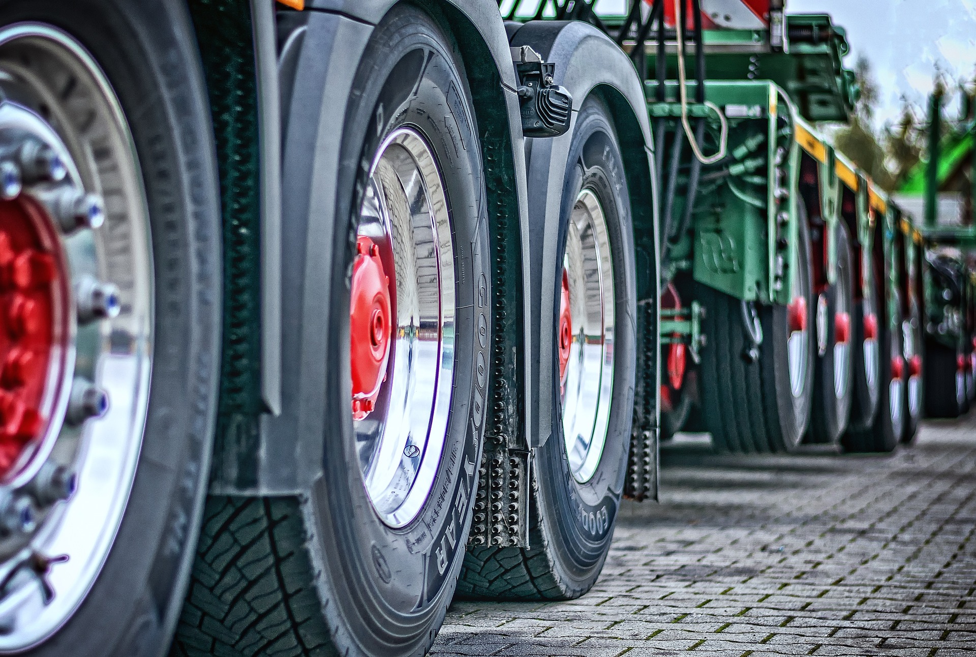 Sendify hilft: Die meistgenutzten LKW-Anhänger