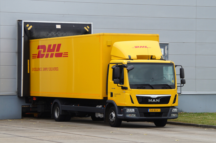 So buchen Sie DHL Palettenversand